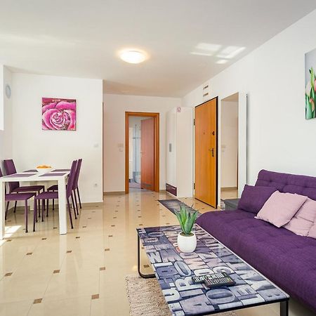 Seaside Apartment Lara Баньоле Екстериор снимка